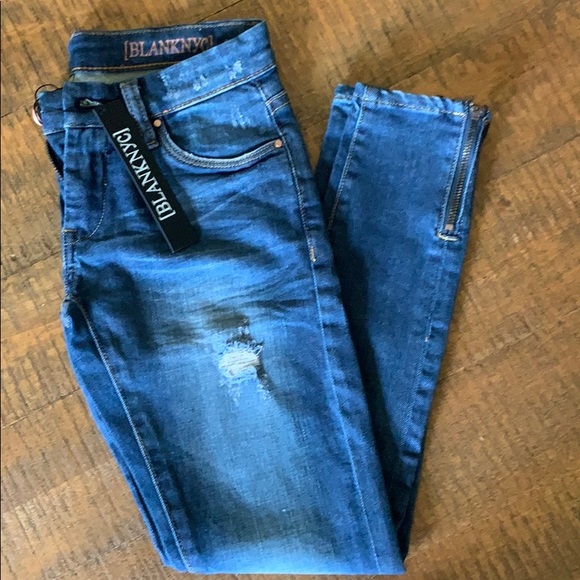 NWT BLANKNYC Love Sick Crop Skinny Jean, 24 - Picture 2 of 7